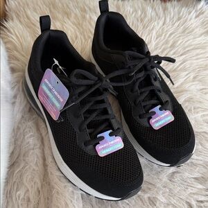 Skechers Women's Black Mesh Lace-Up Sneakers with Memory Foam 7.5 NWT